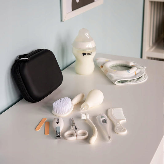 TOMMEE TIPPEE CareProtect σετ βρεφικής φροντίδας 9 τεμαχίων + θήκη
