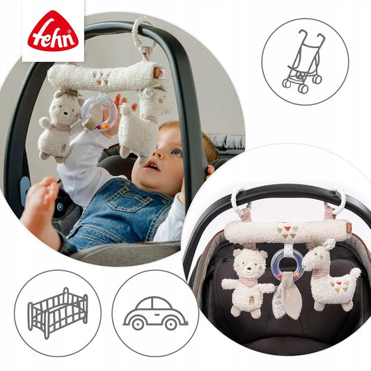 FEHN trapezehanger met rammelaar en pieper voor kinderwagen PERU