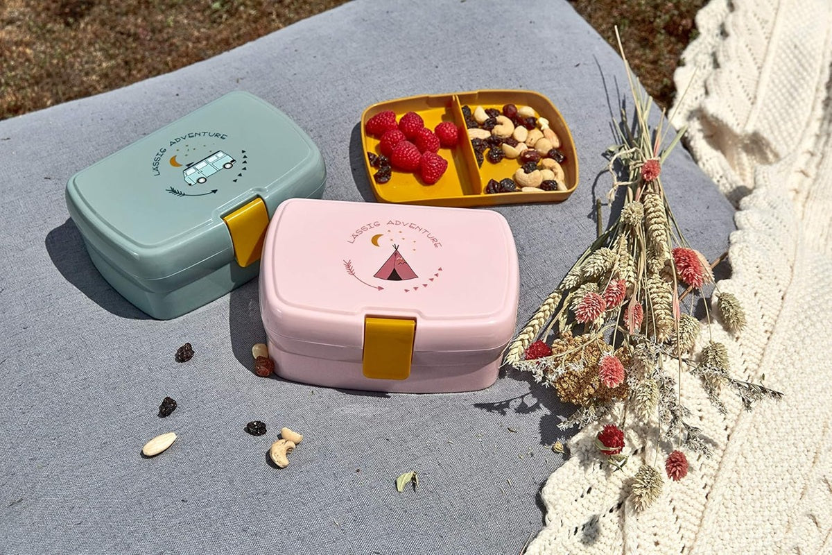LASSIG lunch box with rainbow motif