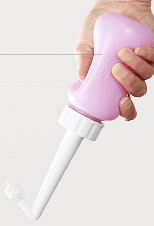 FRIDA Mom bottiglia per la cura post parto Peri 295 ml + custodia