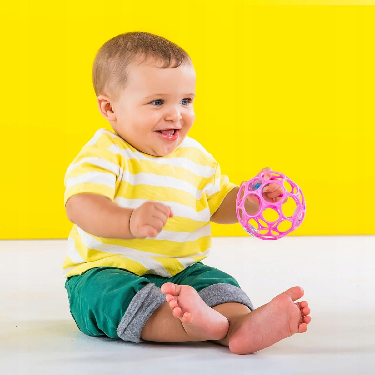 BRIGHT STARTS Oball Rattle afferra e mordicchia in silicone con sonaglio 10 cm