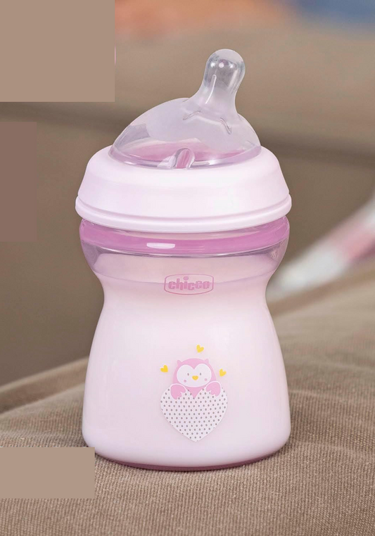 CHICCO NaturalFeeling biberón 250 ml 2 m+ flujo medio