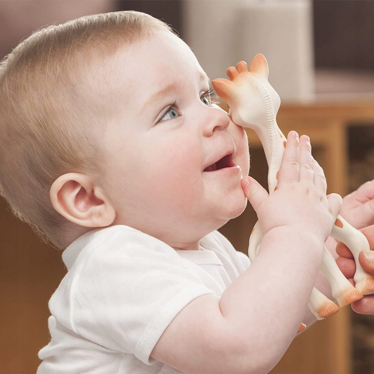 Girafa Sophie jucărie de dentiție naturală SO PURE 18 CM