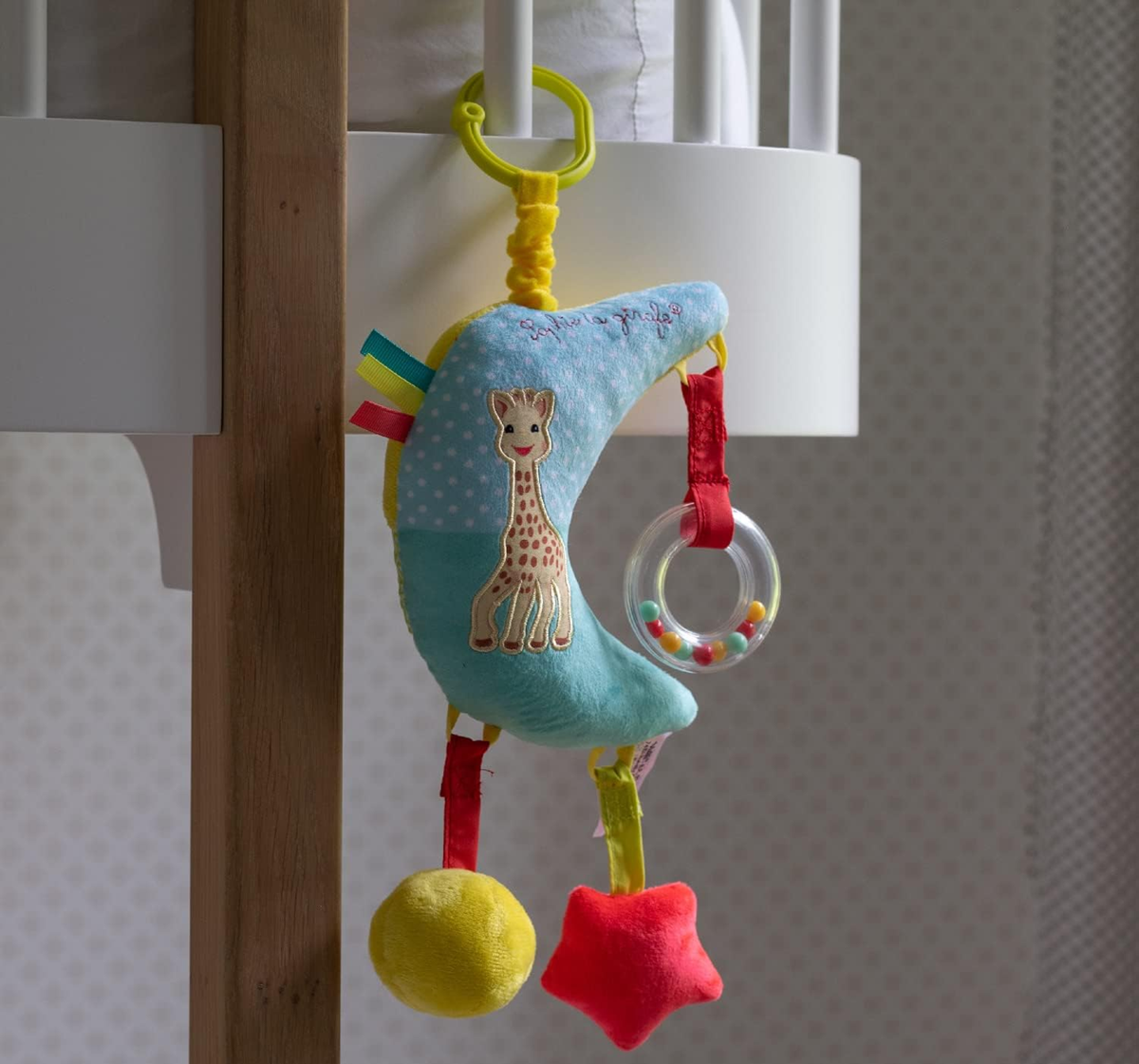 SOPHIE LA GIRAFE giostrina musicale da passeggino e lettino 28 cm LUNA