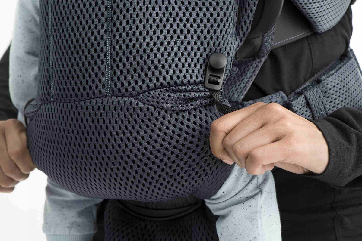 BABYBJORN Airy Mesh ergonomikus babahordozó 3,5–12 kg