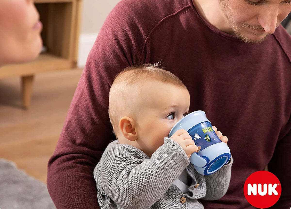 NUK Mini Magic Cup KUBEK NIEKAPEK 160 ml niebieski, kubek niekapek dla dziecka 6m+ z uchwytami