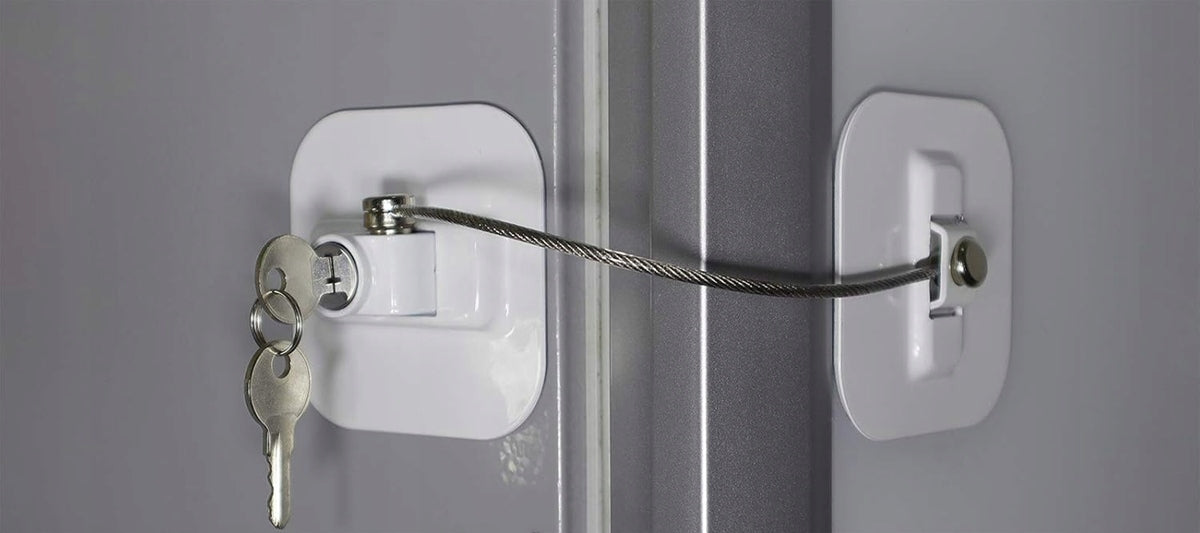 SERRATURA DI SICUREZZA PER BAMBINI per armadietti e cassetti 19 cm + 2 chiavi