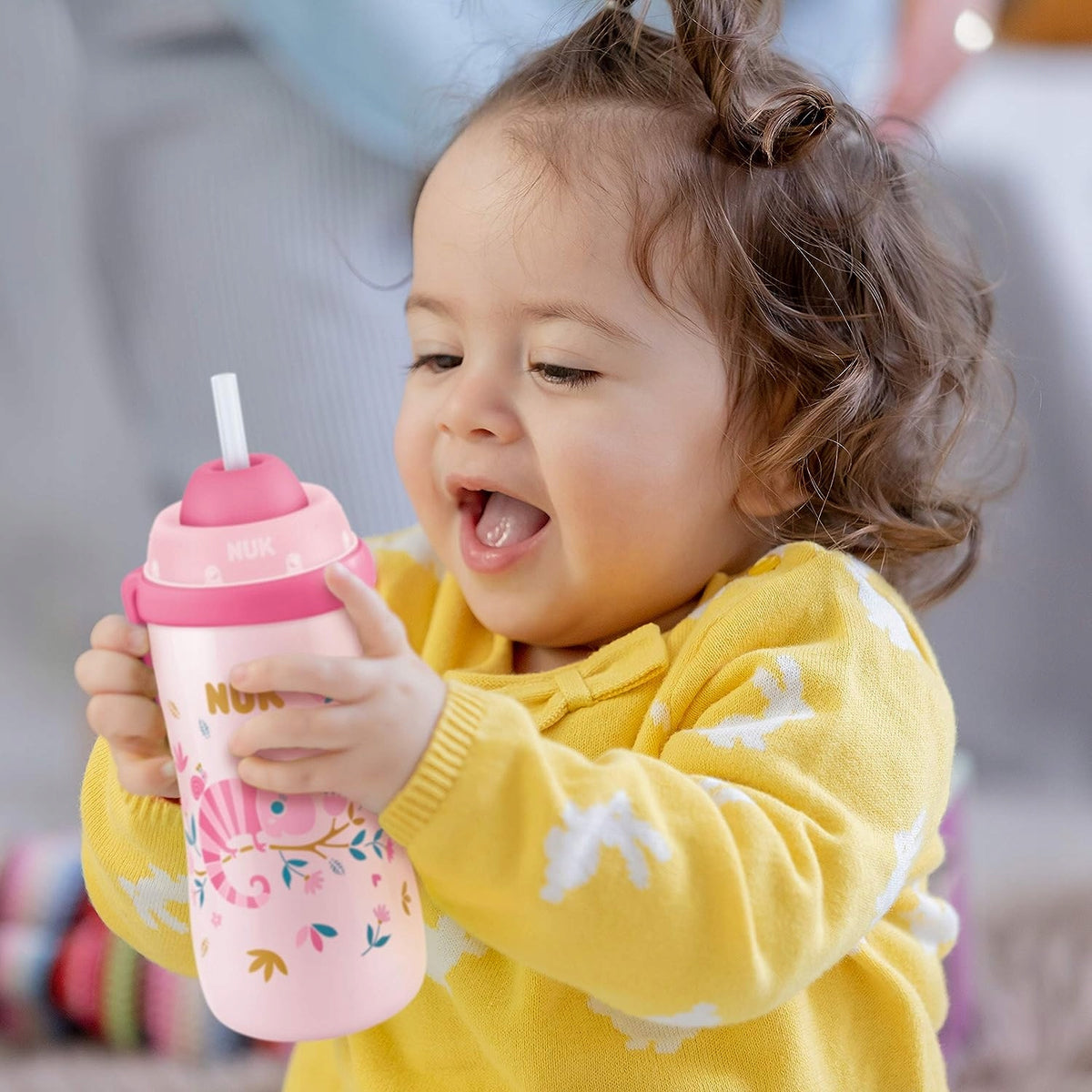 NUK Flexi Cup BUTELKA ze słomką 300 ml, różowa butelka dla dziecka 12 m+ z miękką słomką