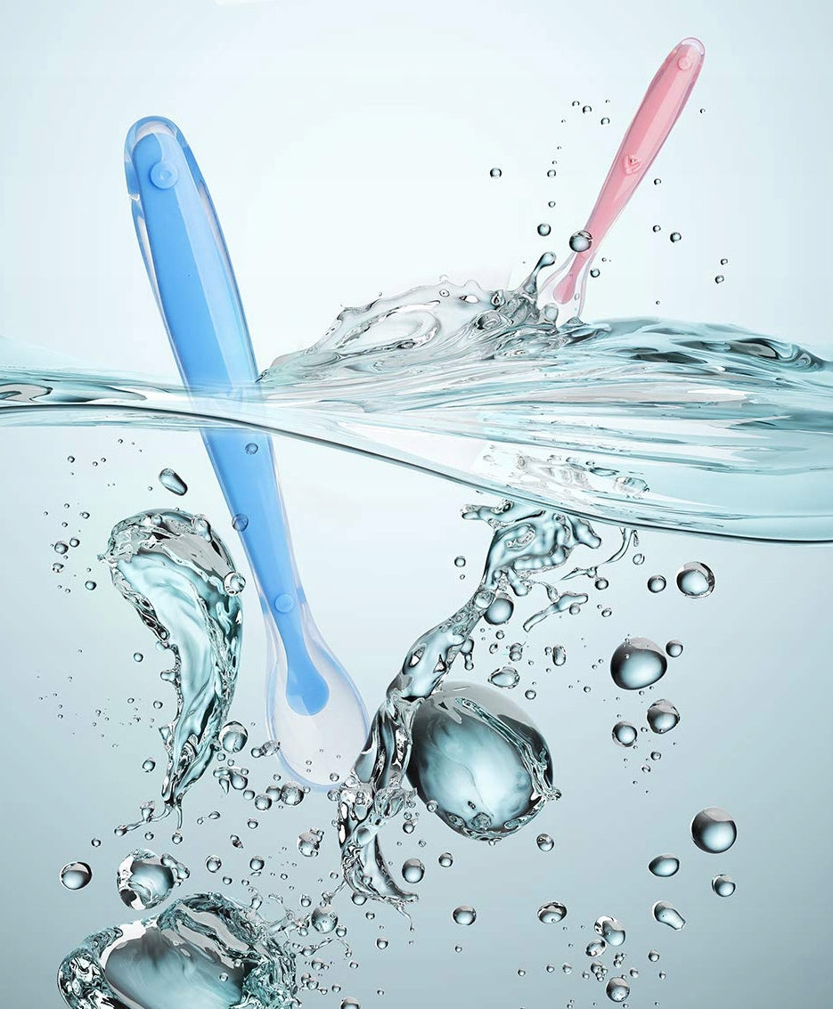 FUTURE FOUNDER łyżeczka silikonowa 6 m+ niebieska, miękka i bez BPA, bezpieczna dla dziecka
