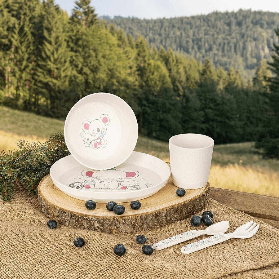 REER Set of utensils. - Plate, cup, bowl, fork