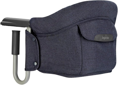 INGLESINA FAST reistoel bevestigd aan tafel