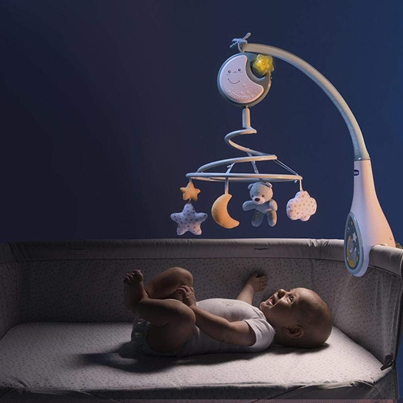 CHICCO Next2Dreams 2-in-1 mobiel met melodieën en nachtlampje BEER