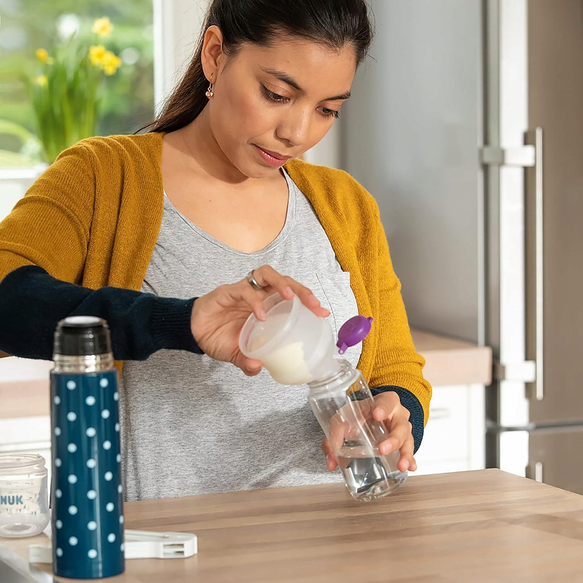 NUK pojemnik na mleko modyfikowane do przygotowania mleka w podróży, BPA free