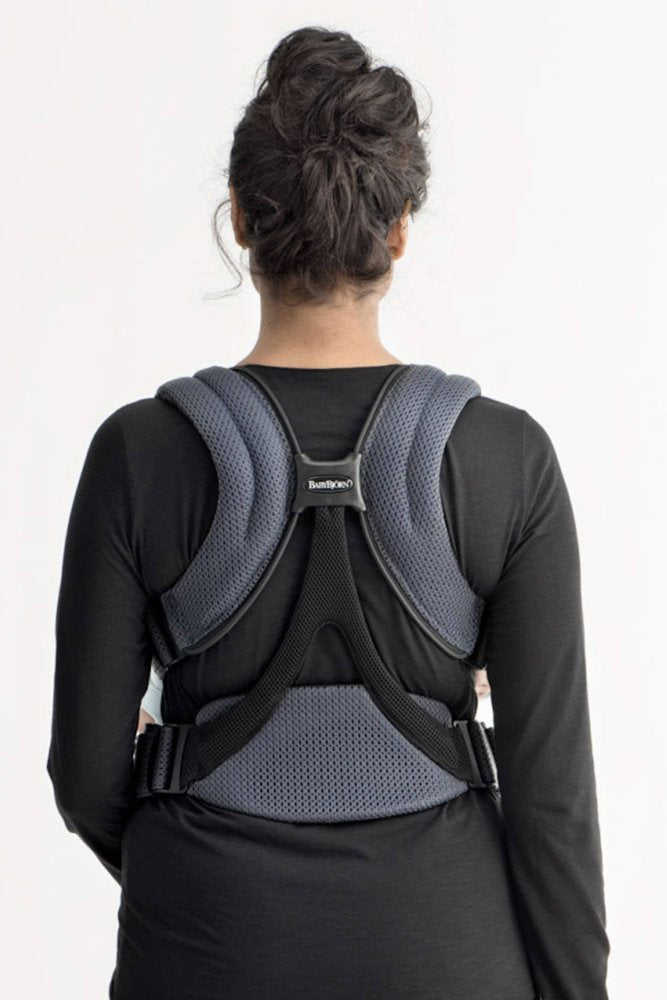 BABYBJORN Move  Airy Mesh nosidełko ergonomiczne 3,5-12kg, widok od tyłu, oddychająca siateczka