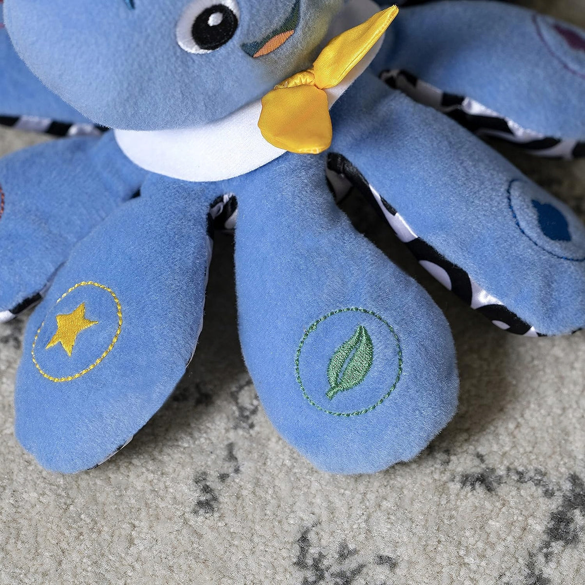 BABY EINSTEIN pieuvre musicale J. ANG FRA HISZ