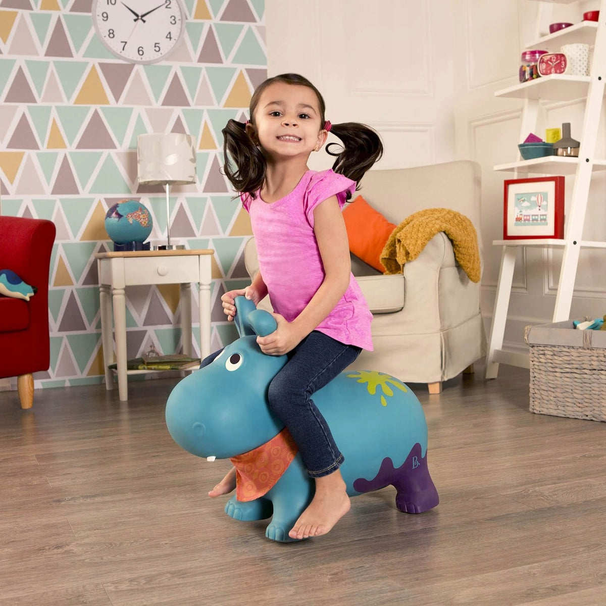 B.TOYS rubberen springende nijlpaard 61 cm + pomp