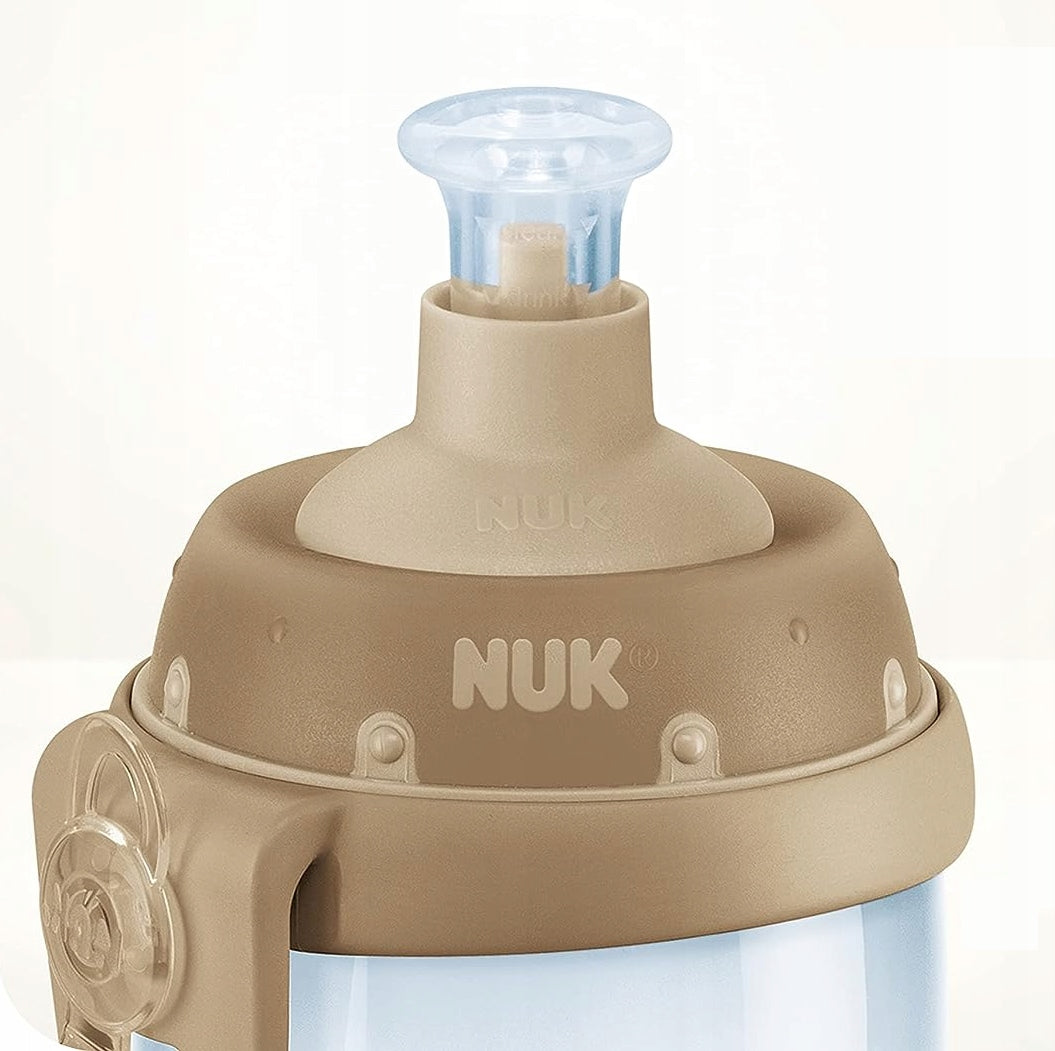 NUK Junior Cup LAHEV 18 m+ s náustkem push-pull 300 ml S CHAMELEONÍM EFEKTEM