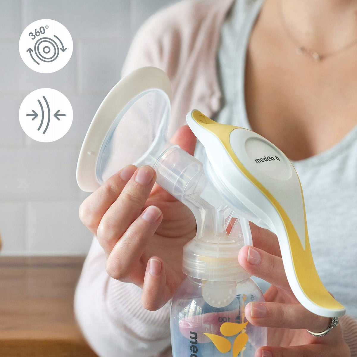 MEDELA Harmony Flex laktator ręczny 2fazowy żółty, lekki i przenośny laktator ręczny z technologią 360°