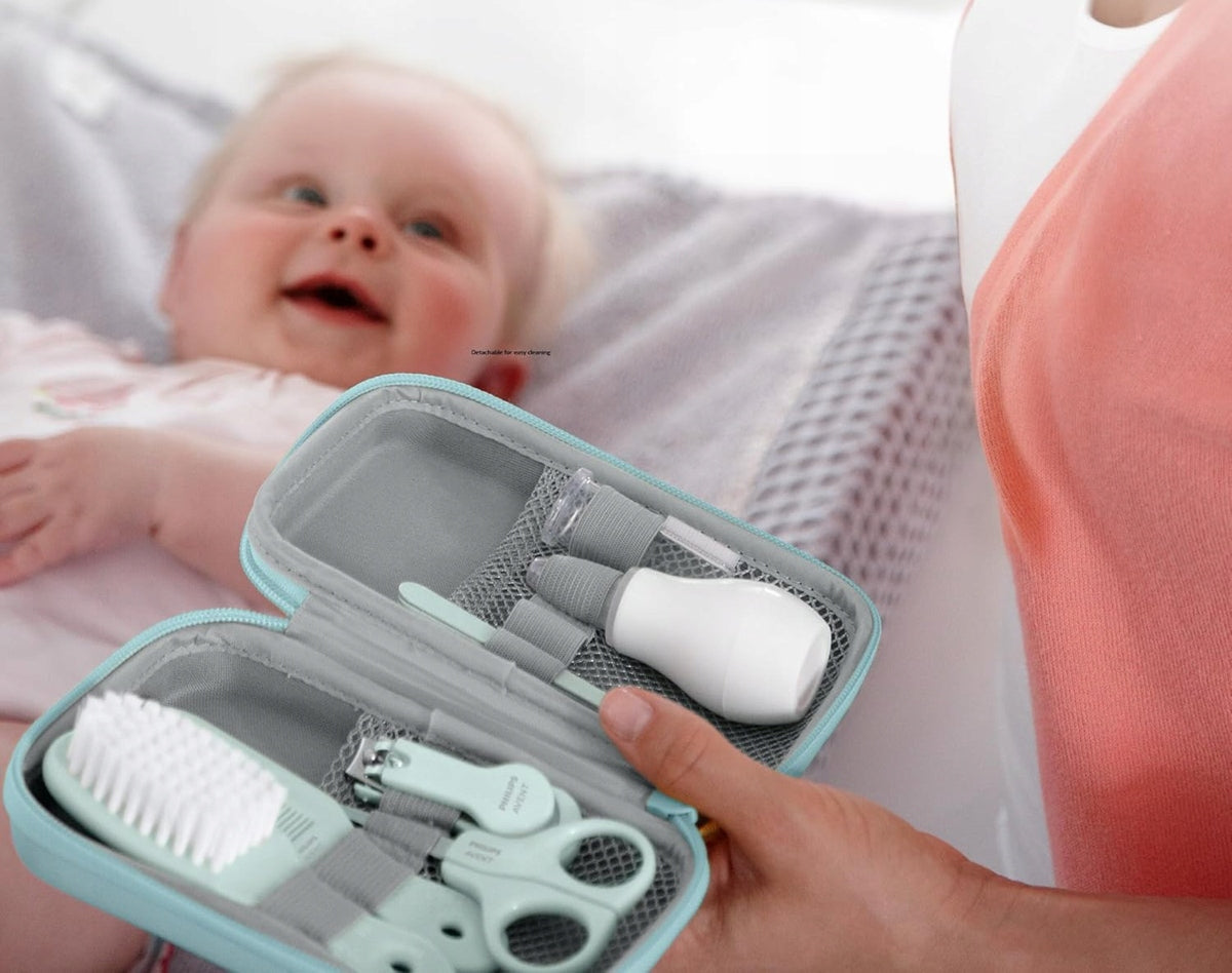 PHILIPS AVENT SCH401/00 set pentru îngrijirea copilului 9 piese + husă