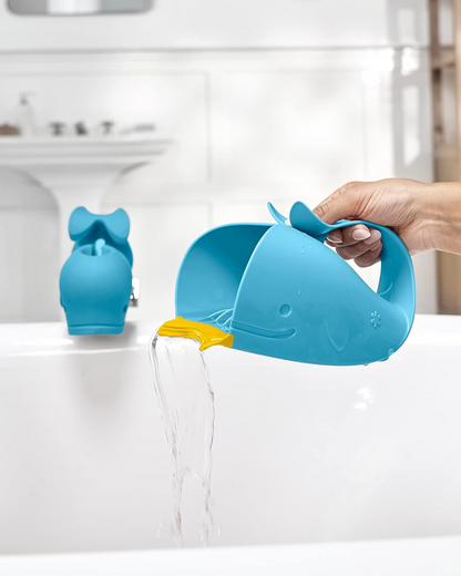 SKIP HOP Moby Rinser recipient pentru clătirea părului 710 ml BALENĂ
