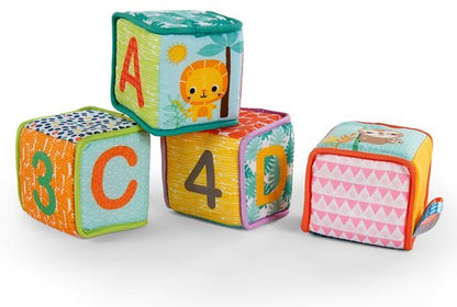 BRIGHT STARTS mäkké edukačné kocky GRAB & STACK