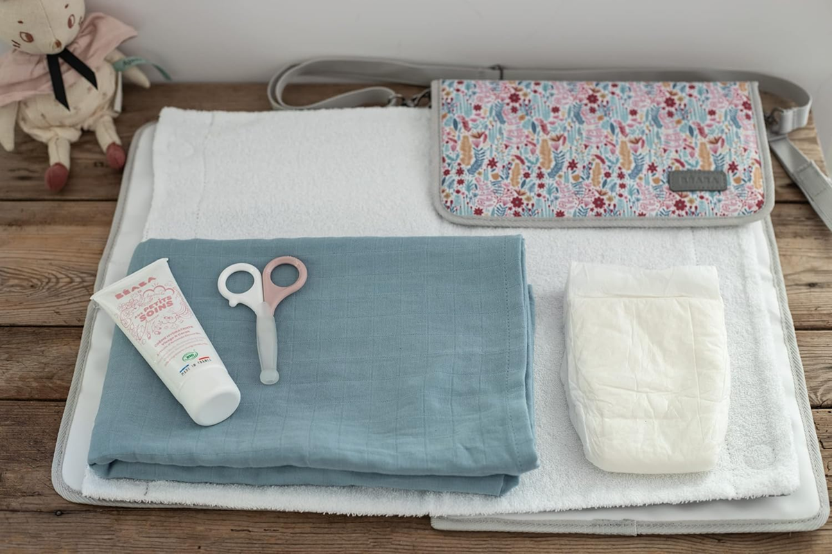 BEABA organizer voor luiers en doekjes + verschoonmatje