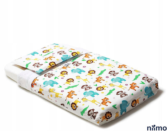 NIIMO Next to Me Jungleset includes 1x duvet cover (66 x 59 cm), 1x fitted sheet with elastic (83 x 50 cm), 1x