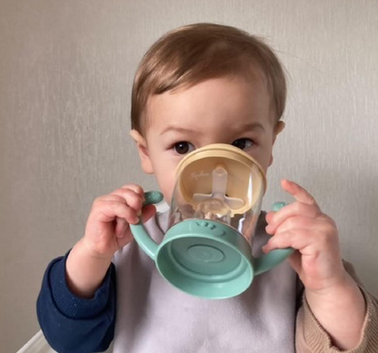VULLI Sophie de Giraf anti-lek beker met tuit 180 ml 6 m+