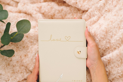 TWIVEE Love etui voor zwangerschapskaart van kunstleer 15,5 x 21 cm
