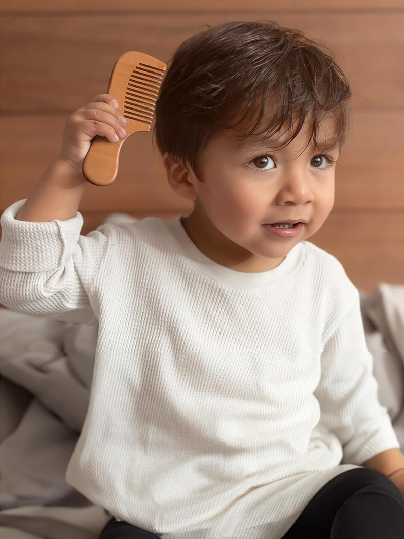 LAMPOX houten set voor hoofdhuidverzorging van baby's 2 borstels en een kam