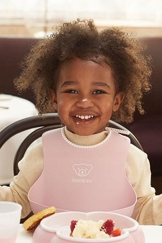 BABYBJORN siliconen slabbetje met zakje x2