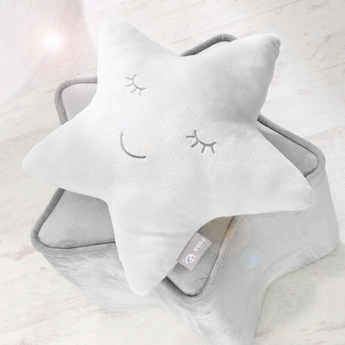 ROBA pernă decorativă ornamentală 28 x 30 cm STEA