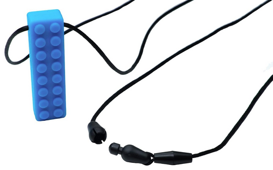 TILCARE Chew Chew kalmerende bijtring ketting 1,8 x 6,4 cm BLAUW