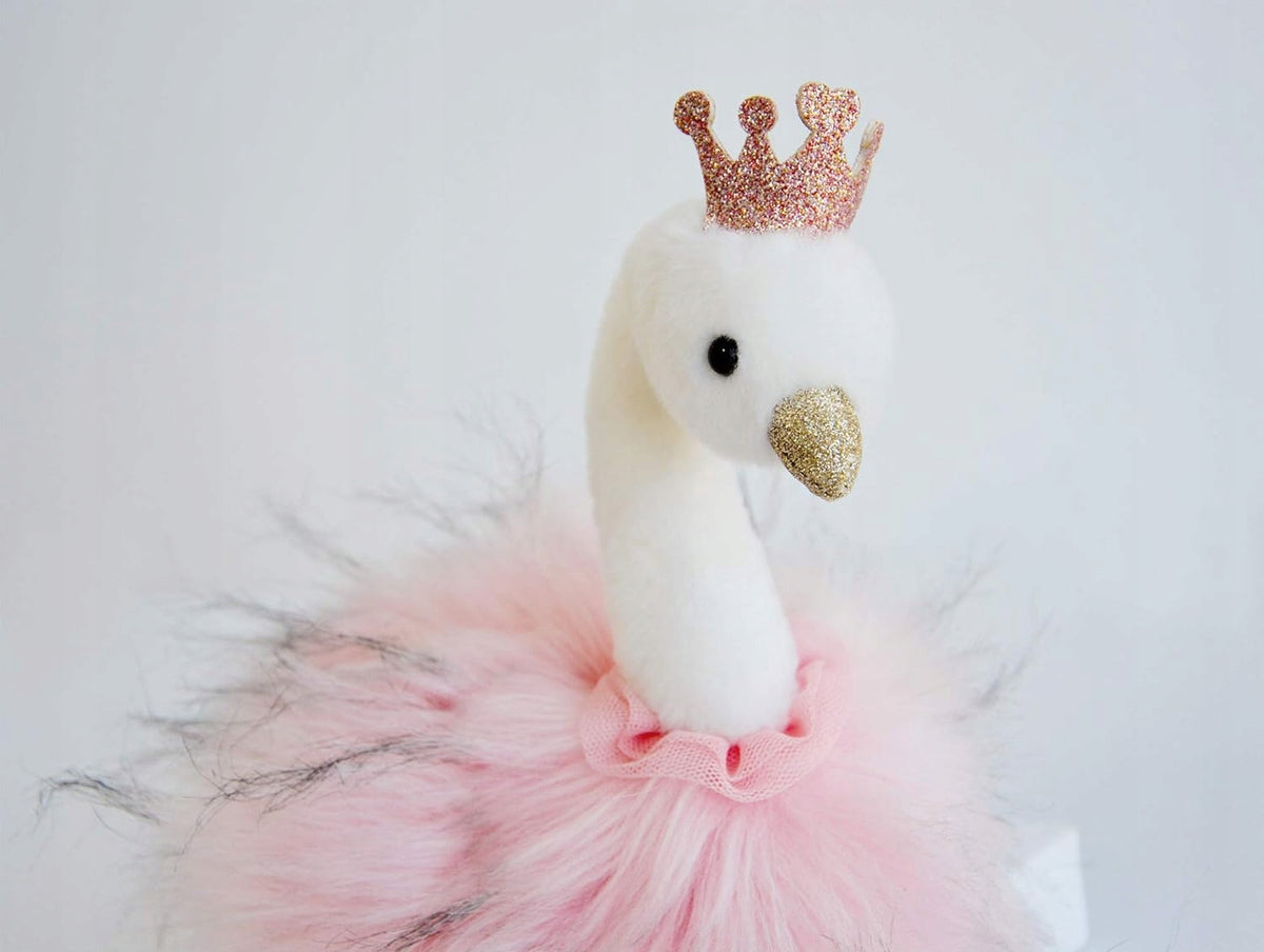 BEAR STORY cuddly swan