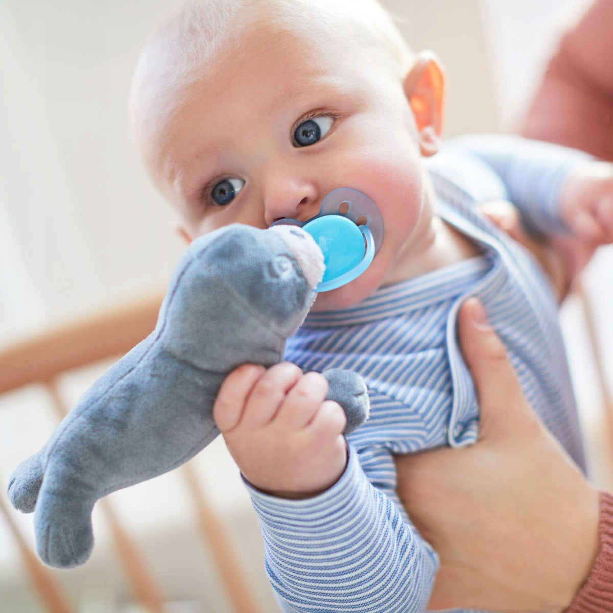 AVENT sucette apaisante avec doudou 0-6m