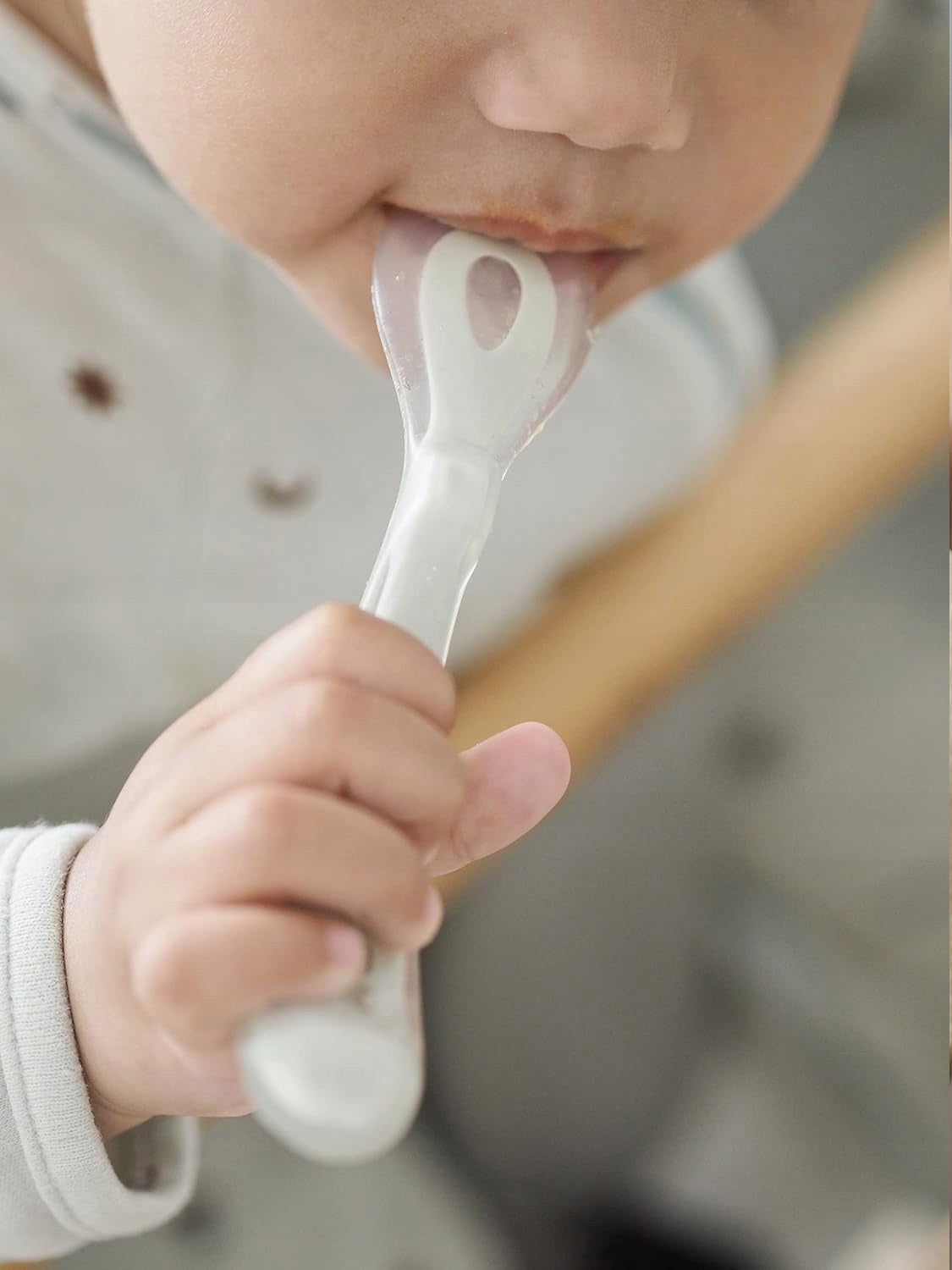 BEABA cuillère en silicone x2 + étui
