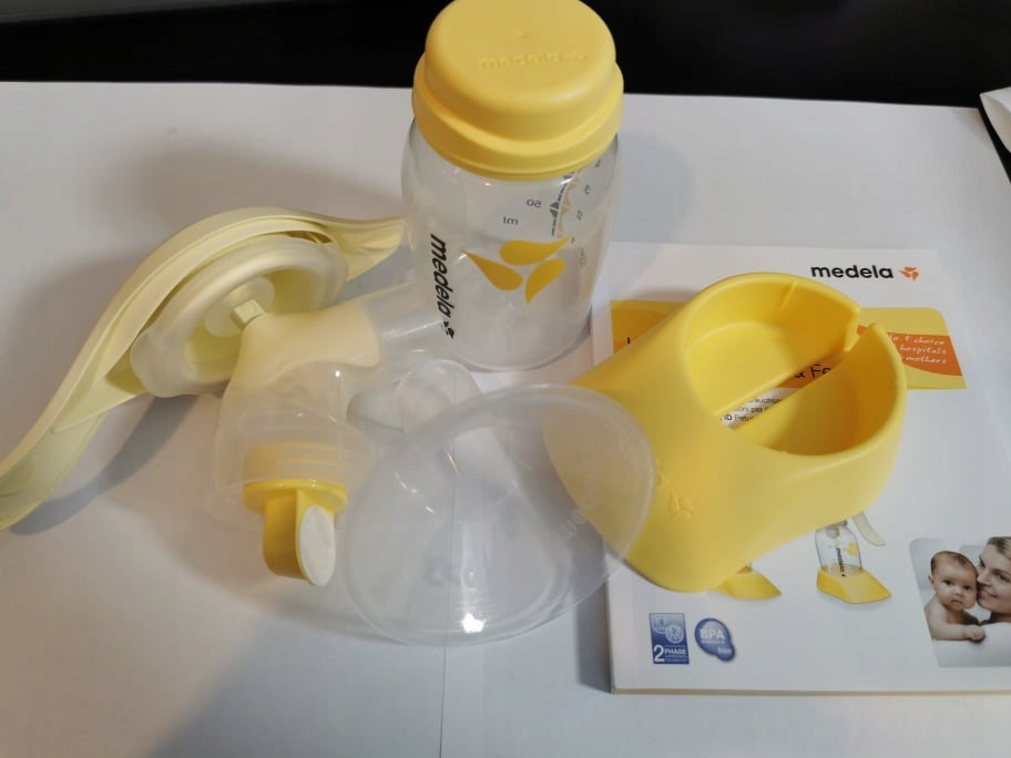 MEDELA Harmony 2-phase manual breast pump