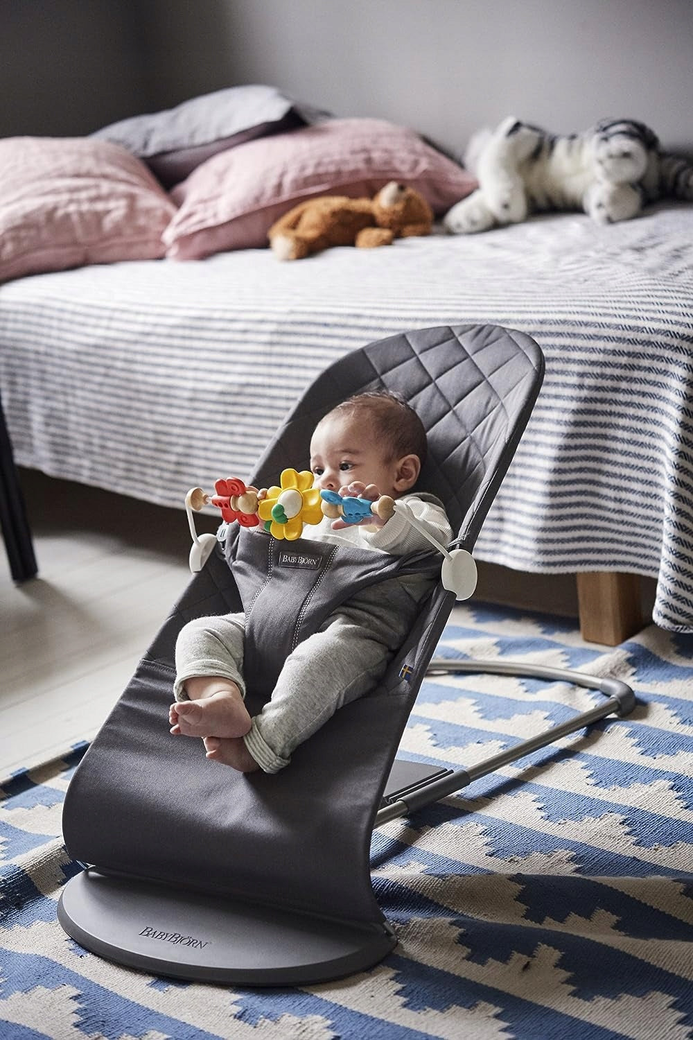BABYBJORN Flying Friends houten-kunststof footie 31 cm